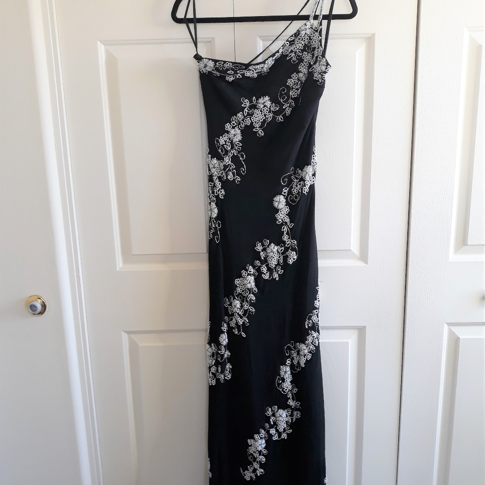 SCALA Long Black Glass Beaded Dress Sz 6/8